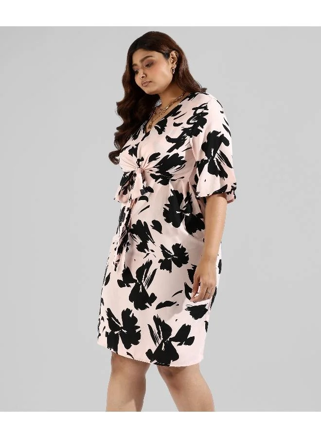 انستافاب بلس فساتين نسائية مطبوعة بالزهور من إنستافاب بلس برباط أنيقة كاجوال