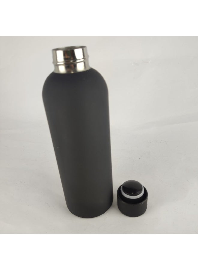 Matte Black Insulated Water Bottle – 500ml Capacity – Sleek & Stylish Design for Hot and Cold Beverages – Ideal for Everyday Use & Travel - Image 4