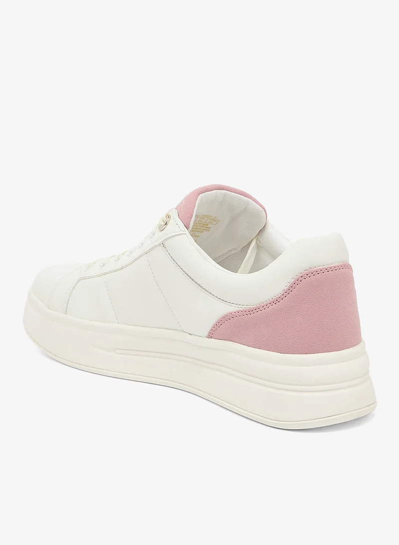 GUESS Casual Low Top Sneakers