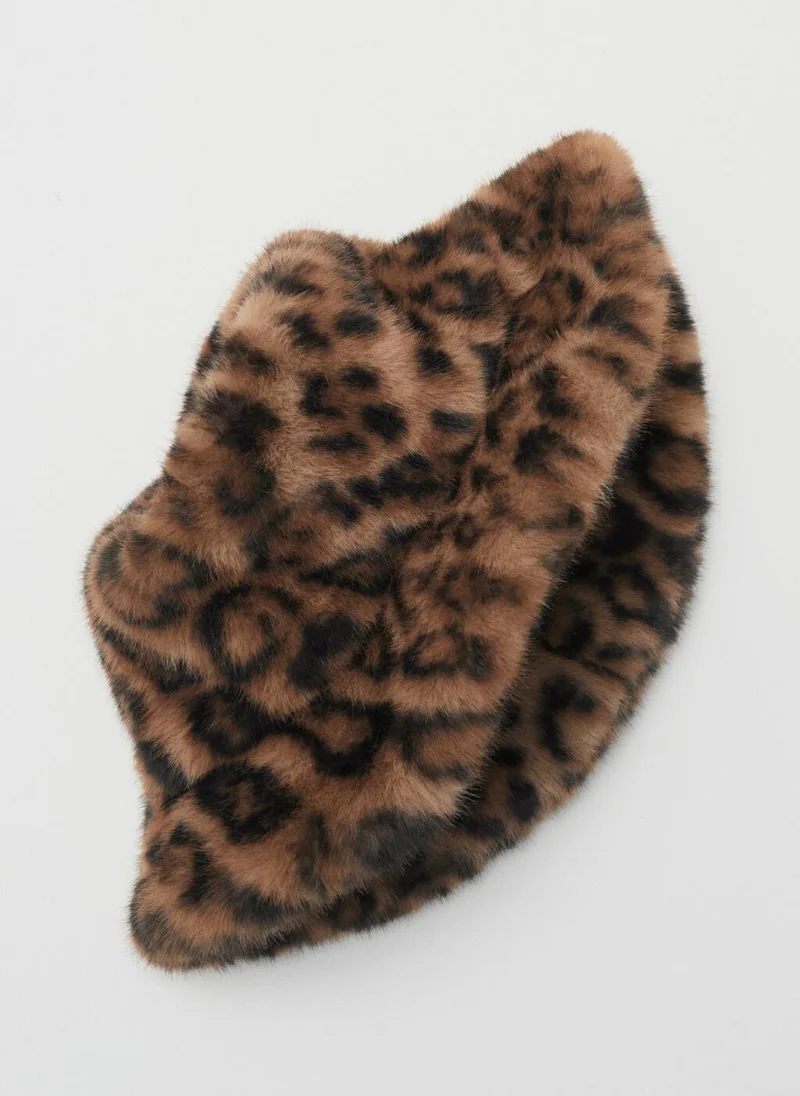MANGO Leopard-print fur-effect bucket hat