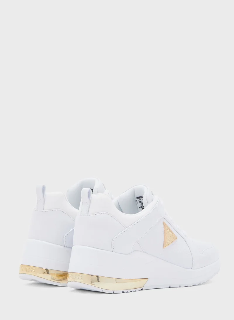 GUESS Jaryd Low Top Sneaker