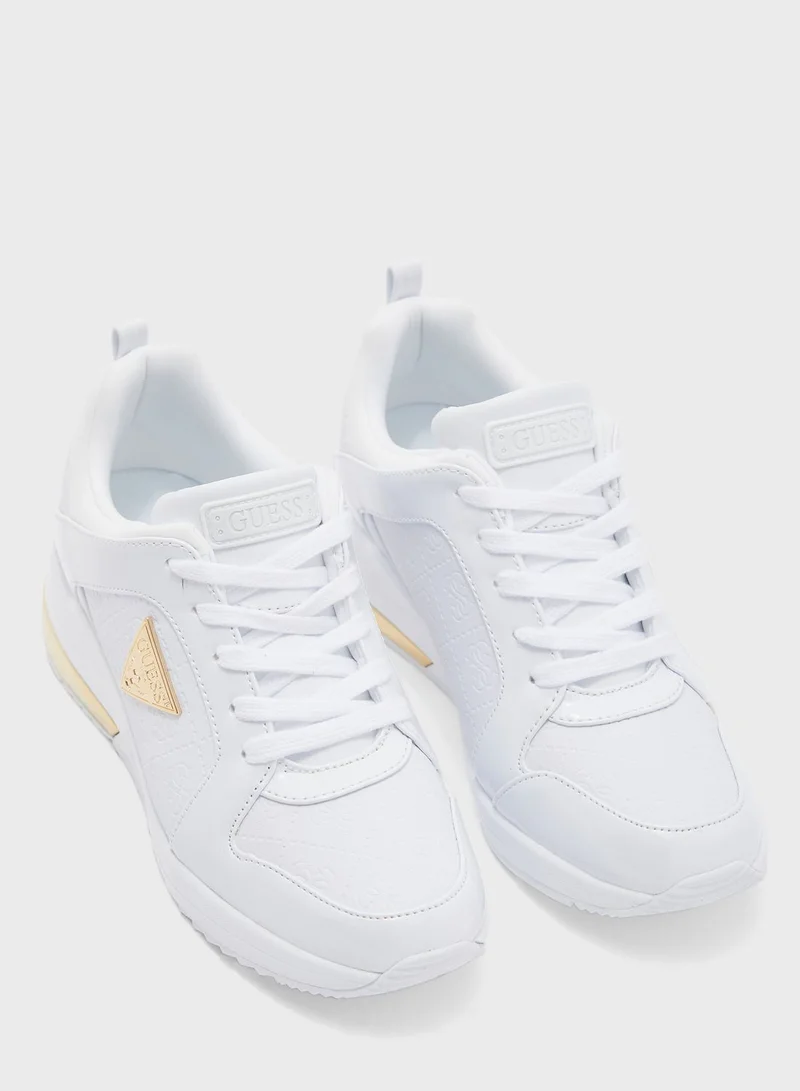 GUESS Jaryd Low Top Sneaker