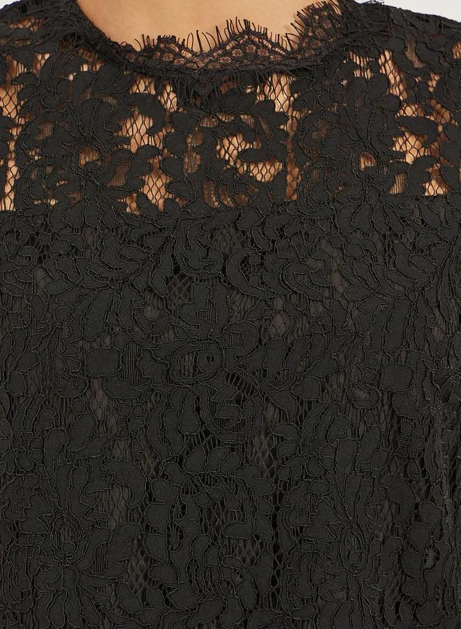 Styli Lace Illusion Neckline Sleeveless Top