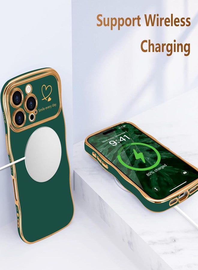 جراب LCHULLE لهاتف iPhone 16 Pro Max للنساء والفتيات، بتصميم مموج لطيف وشكل حلزوني مع غطاء حماية للكاميرا على شكل قلب، مطلي بطلاء فاخر ومقاوم للصدمات، متوفر باللون الأخضر الداكن. - Image 5