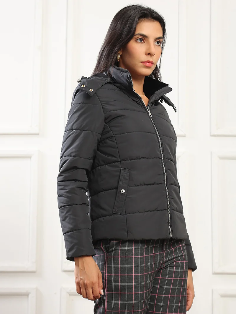 globus Globus Women Black Mock Neck Front Zip Winter Wear Insulator Puffer Jacket With Detachable Soft Functional Hood