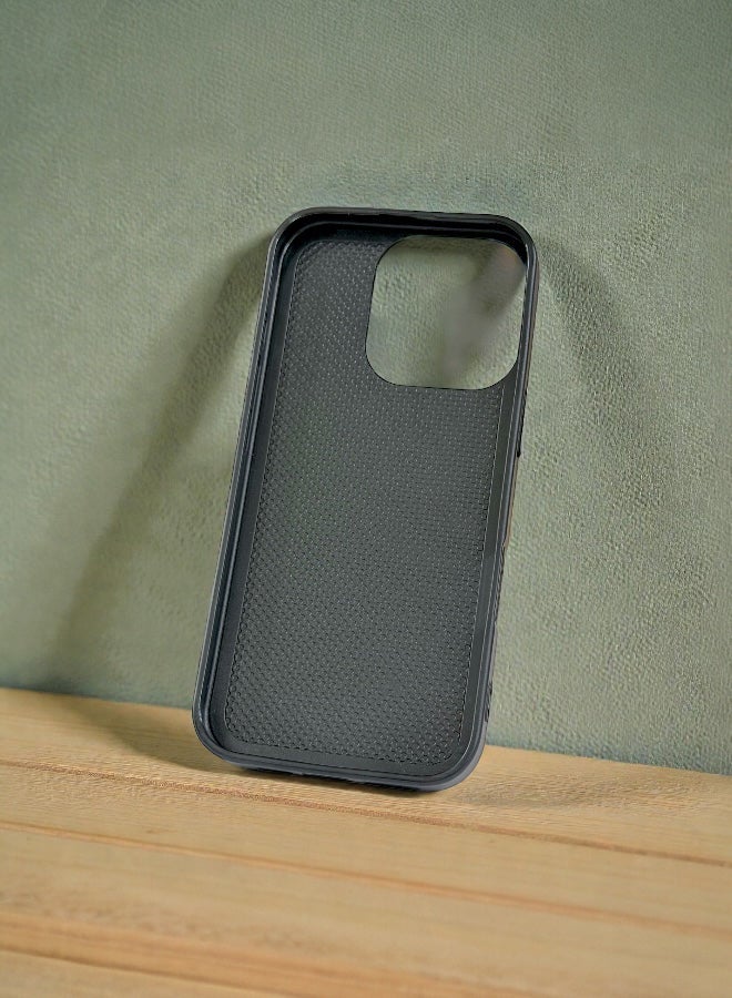 Covernex غطاء حماية لجهاز آبل آيفون 16 برو مزخرف يتميز بالثنائي الكلاسيكي توم وجيري أصدقاء يتلصصون - Image 3