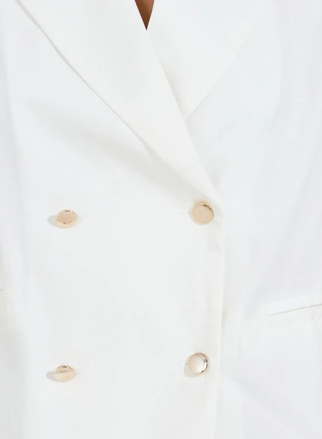 Styli Notch Lapel Neck Blazer Look Top with Button Detail