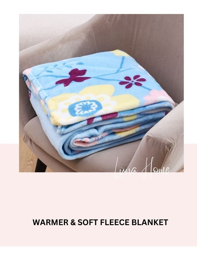 LUNA Home Fleece blanket 200*230cm is very soft, warm and cozy, sky blue with a floral pattern.  - Image 5