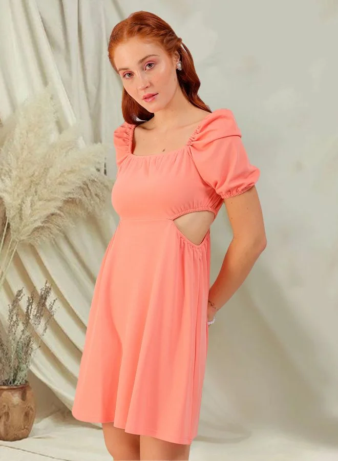 مرفوعة Women Fit and Flared Party Wear Textured Cut Out Dress
