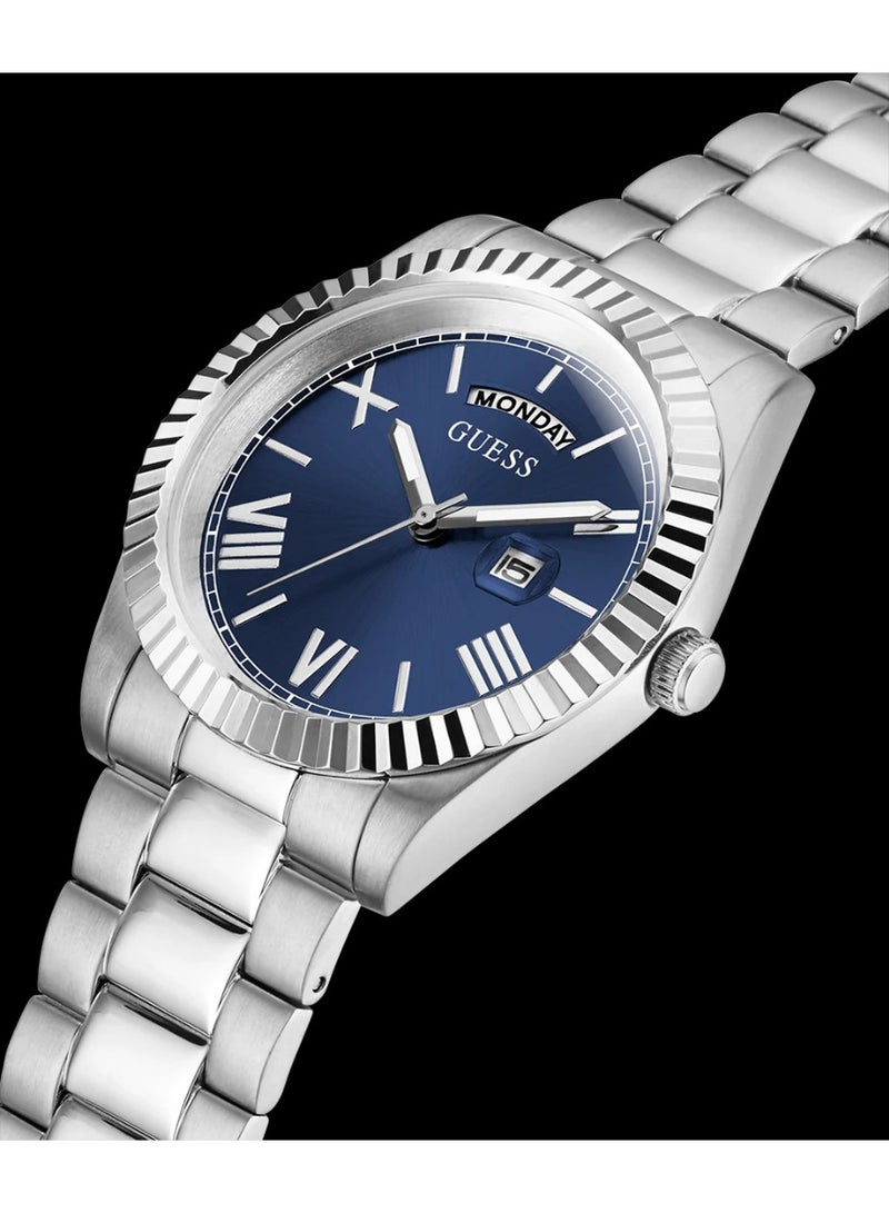 جس ساعة Guess GW0265G7 رجالي كوارتز – إطار وسوار ستانلس ستيل فضّي ومينا أزرق Sunray – 42 مم، عرض اليوم والتاريخ، مقاومة ماء 5 ATM - Image 2