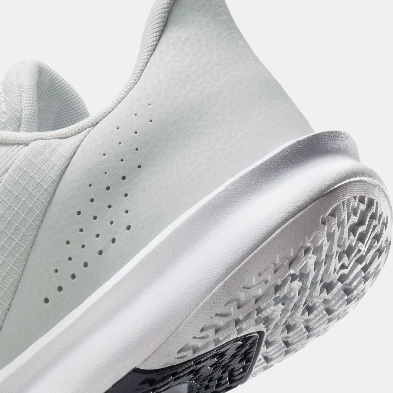 Nike Men's Precision 7 Basketball Shoes