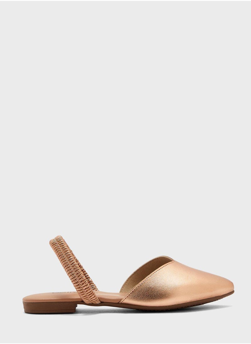 Beira Rio Ankle Strap Low Heel Pumps | Made in Brazil  - Image 1