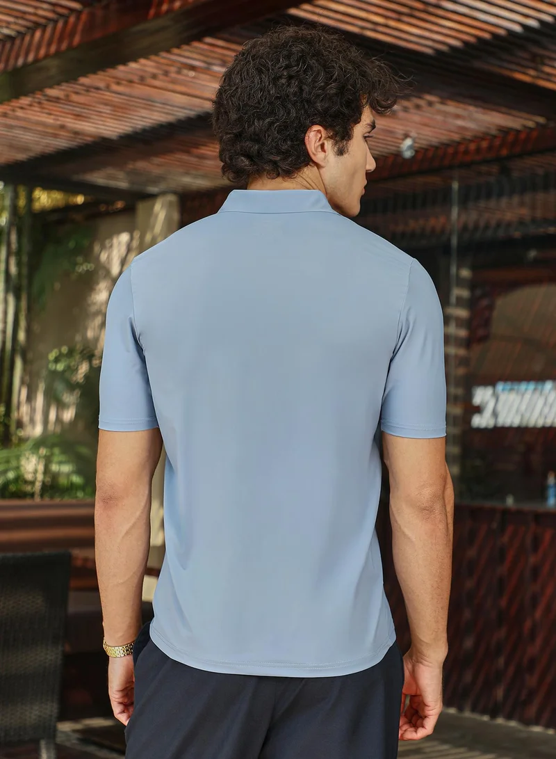 Campus Sutra Men's Powder Blue Seamless Solid Polo T-Shirt