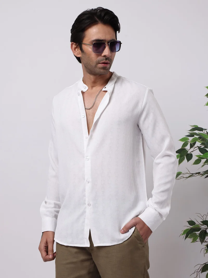 مانياك Maniac Mens Solid Chinese Collar Full Sleeve Soft Twill Fabric White Shirt
