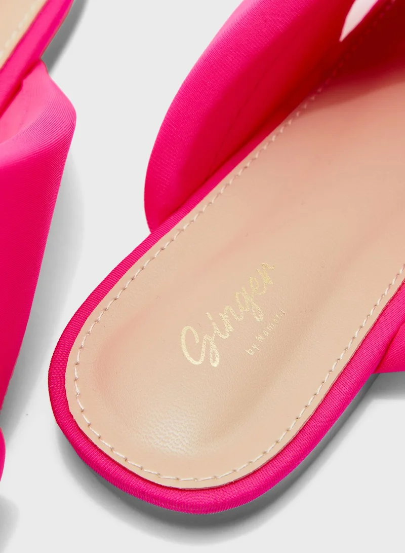 Ginger Quilted Cross Over Flat Sandal