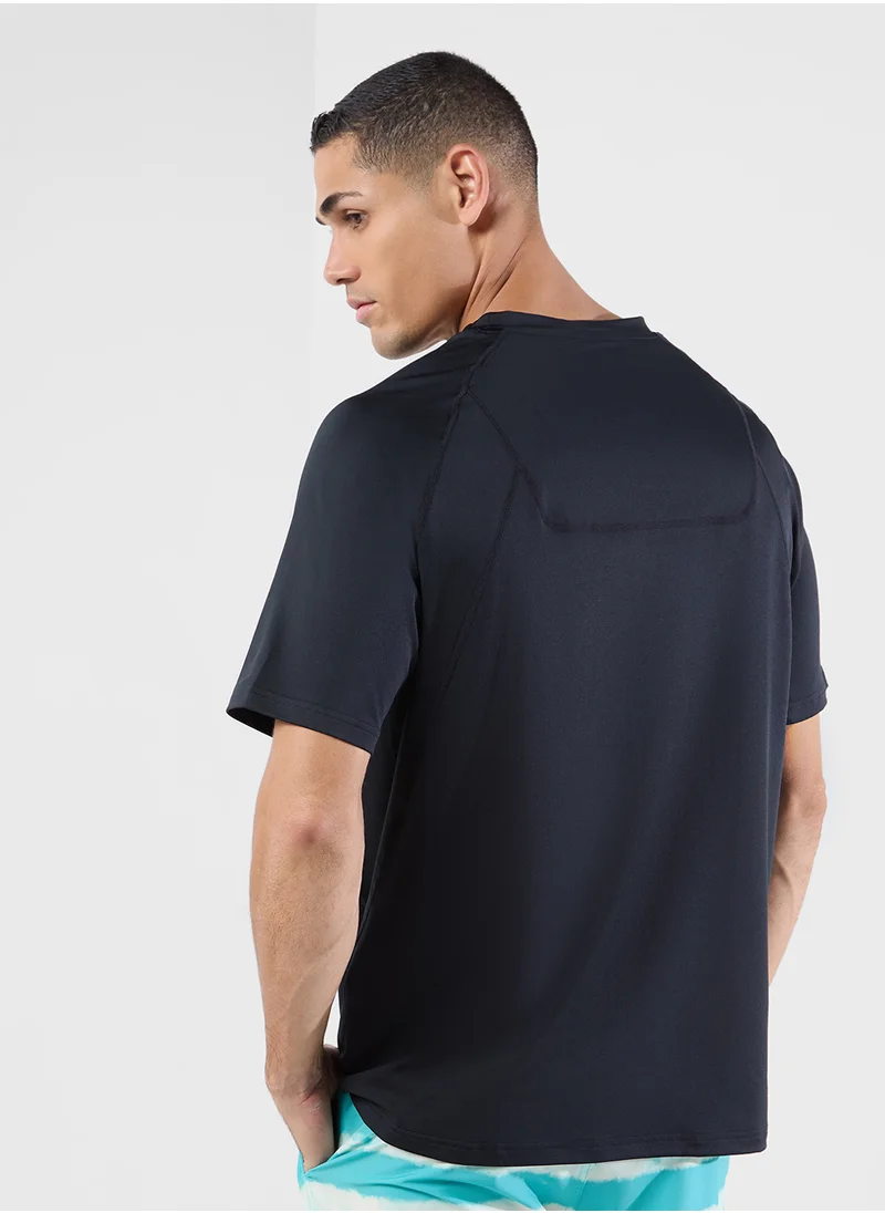 أوكلي Repreve Ellipse Rashguard T-Shirt