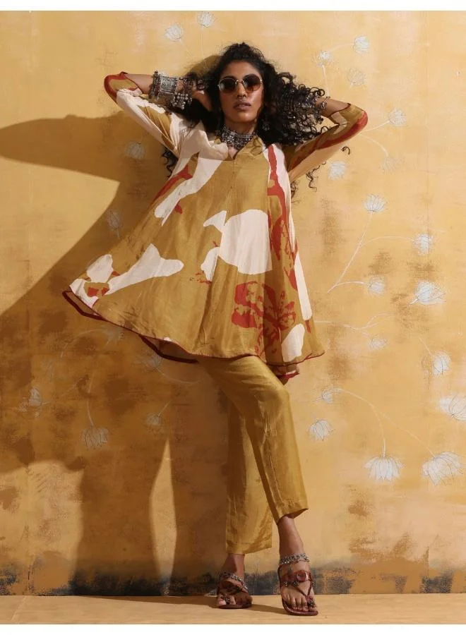 ترو برونز trueBrowns Mustard Rust Red Floral Print Muslin Silk Flared Co-ord Set