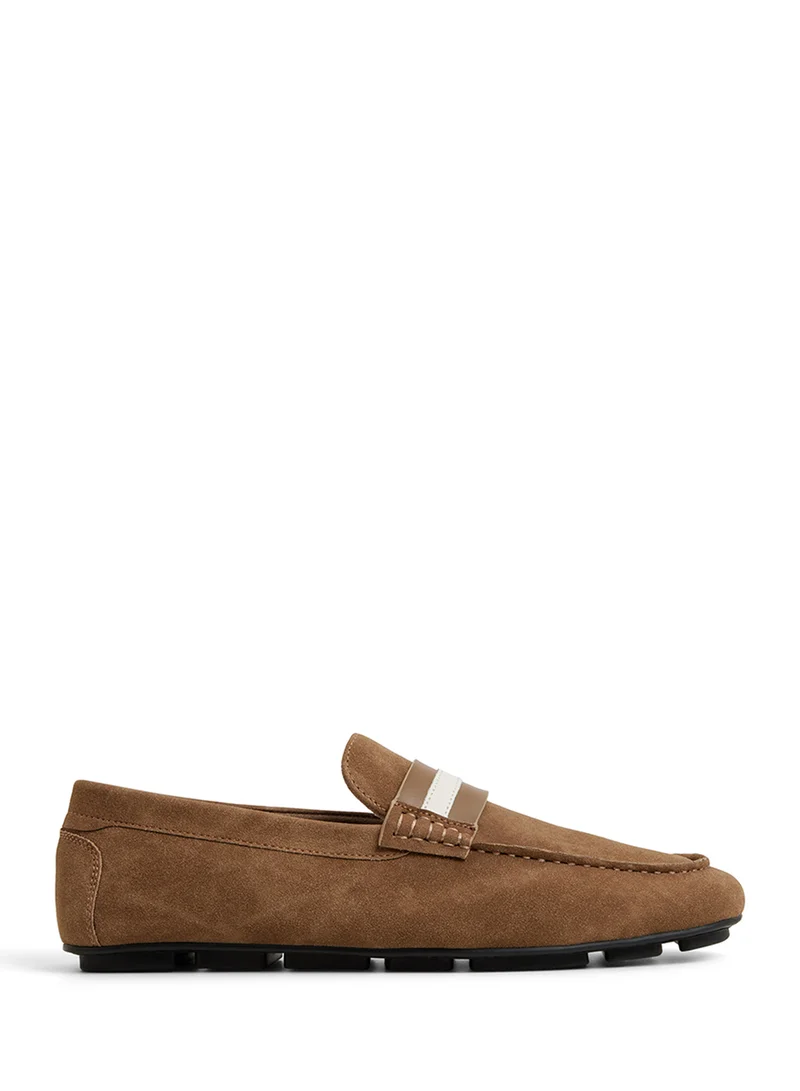 كول ات سبرنج Casual Loafers