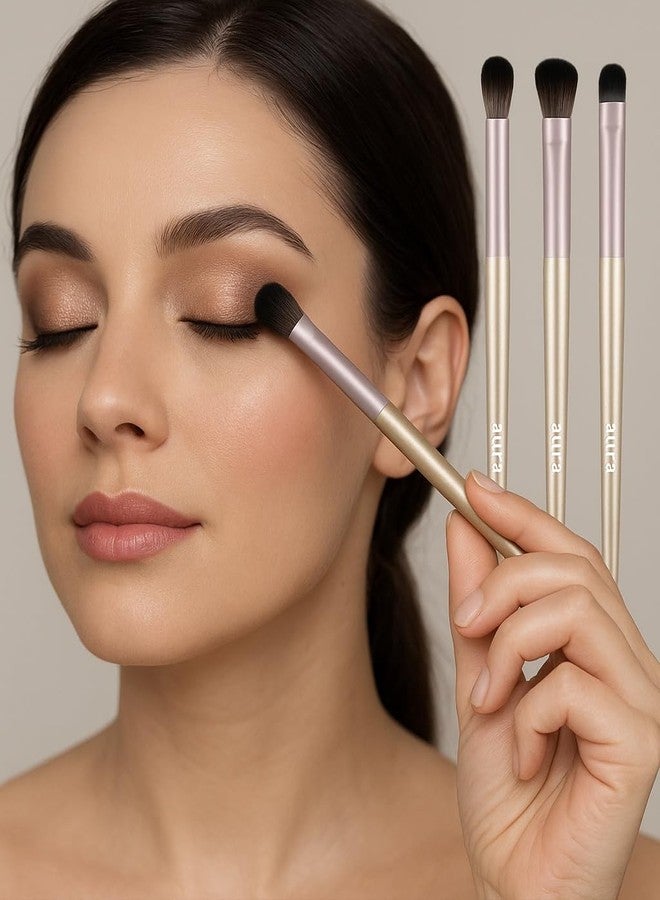 AURA 4 Soft Synthetic Eyeshadow Brush Kit - For Blending or Concealer. Eyeshadow brush set with case by aura. Eye makeup brushes and tools. Professional eyeshadow brushes. Brochas para sombra de ojos. - Image 5