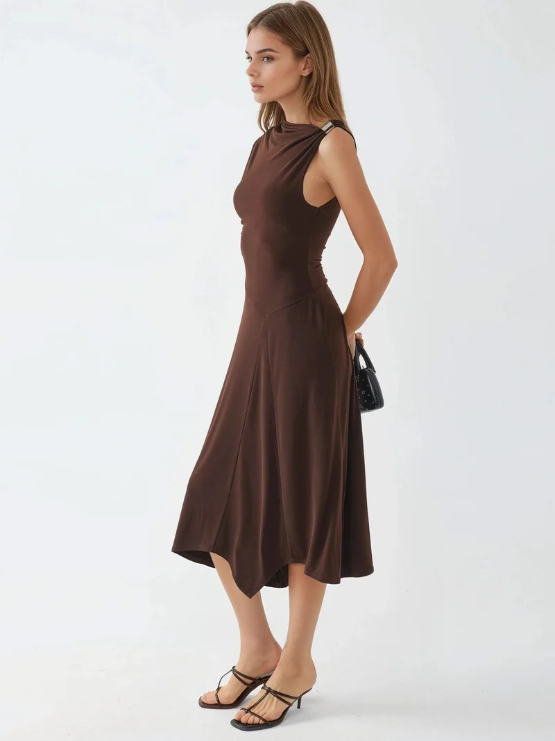 Busem BUSEM Accessory Detailed Asymmetrical Midi Dress