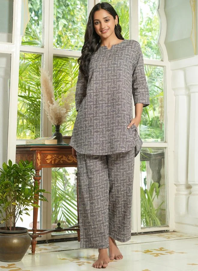 sanskrutihomes Grey All Over Print Cotton Top and Pyjama Set