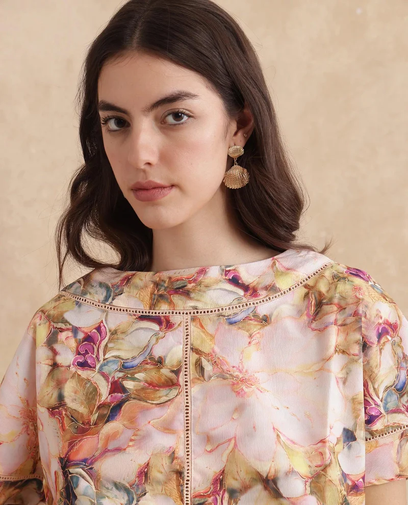 ريريزم Women's Boat Neck Floral Print Top