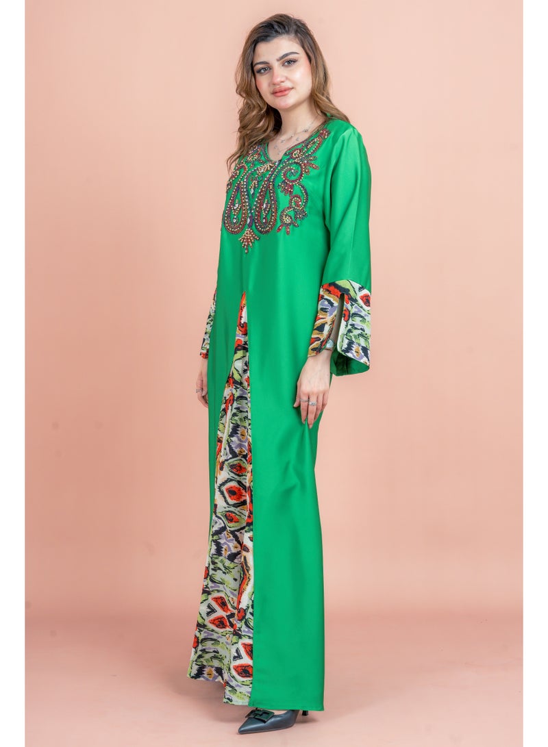 اكسا جلابية مطرزة صلبة خضراء - Image 3