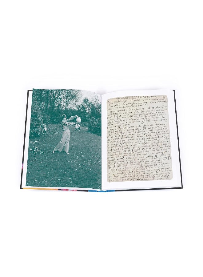 Moonage Daydream: The Life & Times of Ziggy Stardust - Image 3