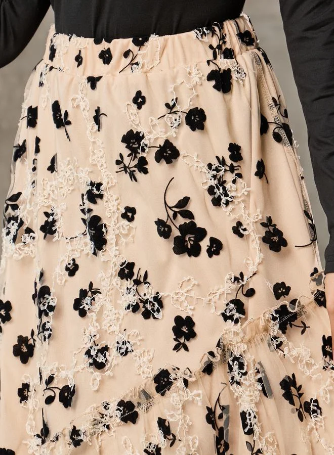 Styli Floral Embroidered Mesh Detail A-Line Midi Skirt