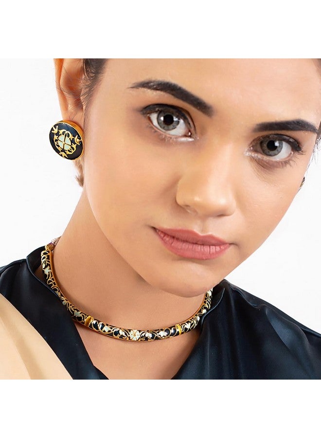 VOYLLA Tahira Bird and Floral Motifs Gold Necklace Set for Women - Image 3