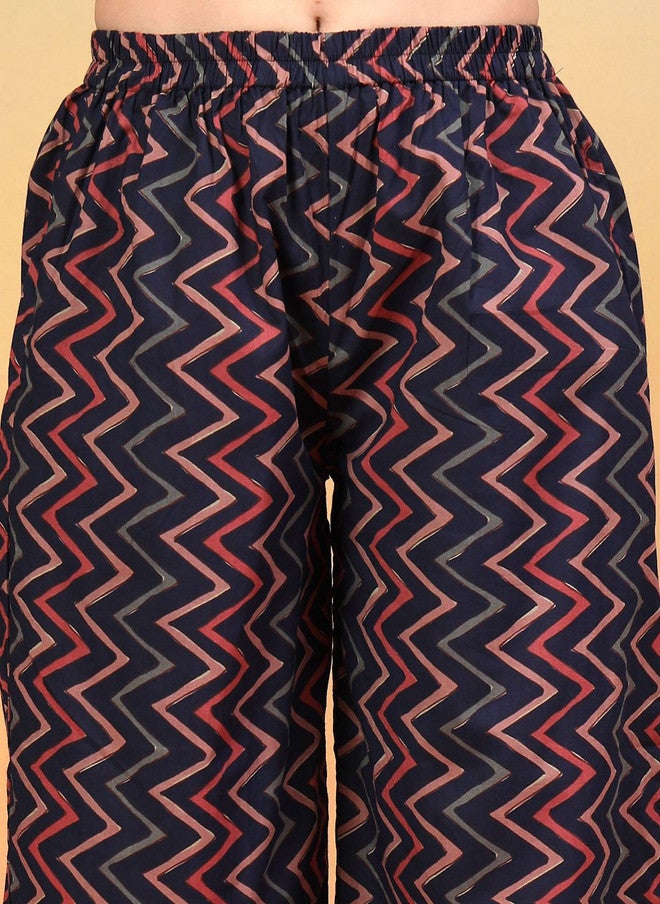 COTLAND FASHION تونك دائري العنق مطبوع من قطن نقي مع بنطلون بالازو من كوتلاند فاشن - Image 3
