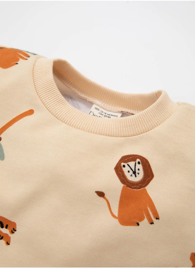 ديفاكتو Regular Fit Crew Neck Animal Print Sweatshirt