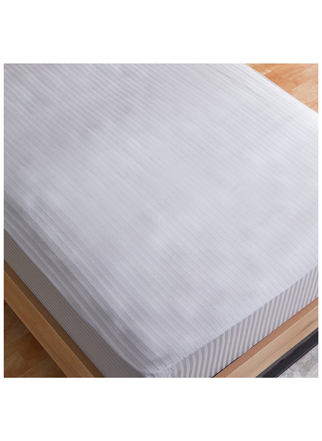 ملاءة مطاطية برباط من هاميلتون بتصميم مخطط مزدوج ساتين 120x200 سم