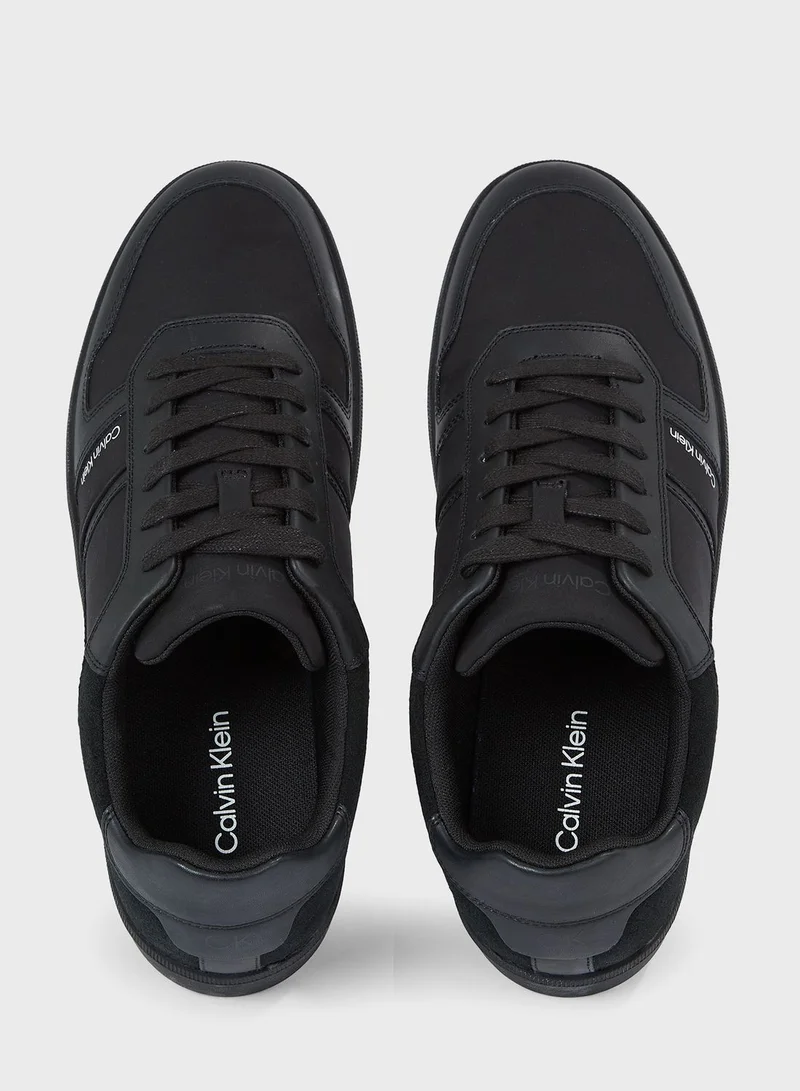 CALVIN KLEIN Low Top Lace Up Sneakers