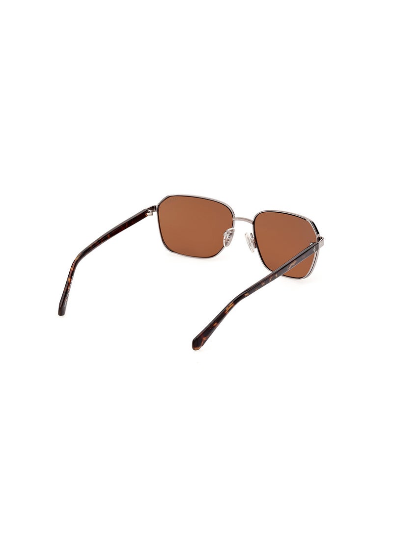 GUESS نظارة شمسية مستطيلة الشكل للرجال مع حماية من الأشعة فوق البنفسجية - GU0011708E59 - مقاس العدسة: 59 مم - لون برونزي لامع - Image 5