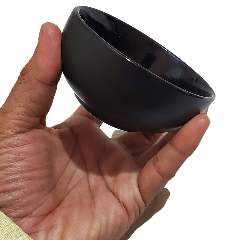 Pure Source India Ceramic Serving Bowl, Floral Bowl 750 ml, (Matte Black, 1 Piece) - Image 3