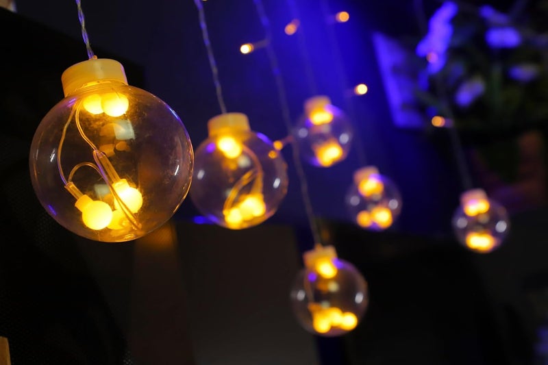 Eveready EVEREADY Curtain BallHalogen Decorative Festive LightingAttached Remote Controller8 Different Lighting Modes12 Spheres4Mfor Indoor UseBIS ApprovedMade in IndiaWarm White Light - Image 5