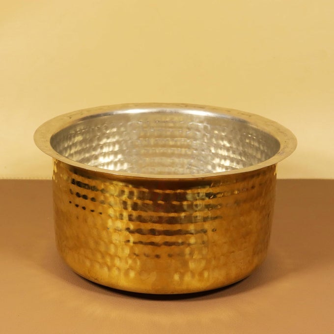 BRASS UTENSIL HAMMERED VADI CHATTI WITH TIN COATINGTOPEKITCHENWARECOOKWAREBRASS PATHIRAMPATILASTAPELIPEETALSARVA SATTIBHAGONI SETHAMMERED VADI CHATTI SIZE 4