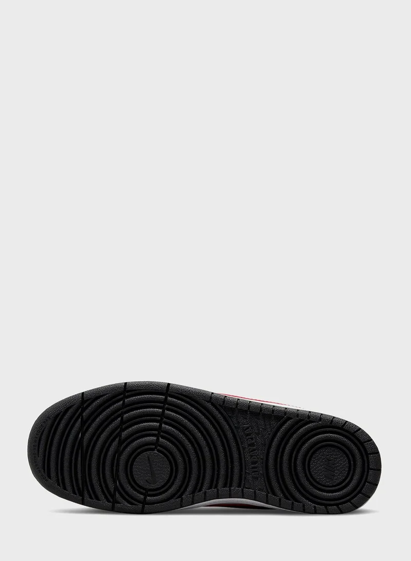 Nike Youth Court Borough Low 2
