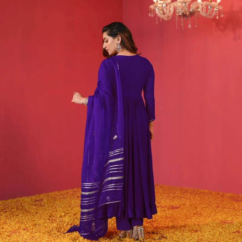 GoSriKi مزيج الرايون النسائي كورتا أناركالي الصلب مع بنطال ودوباتا بيغاني