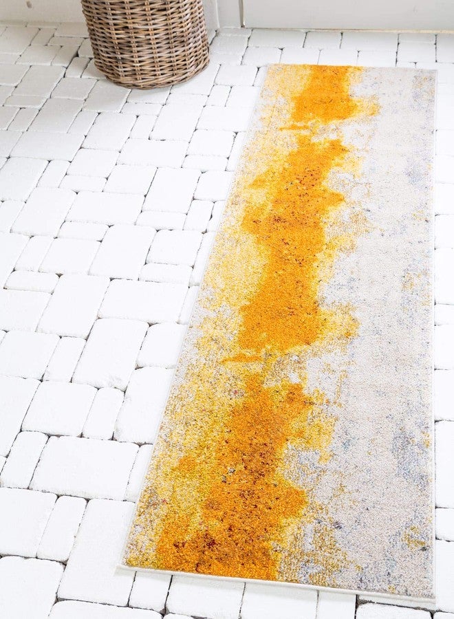 يونيك لوم سجادة أرضية من مجموعة إستريلا من يونيك لوم، بألوان زاهية، بتصميم تجريدي وعصري، وبمظهر عتيق، مقاس 2 قدم و2 بوصة × 6 أقدام و7 بوصات، باللونين الأصفر والبيج. - Image 1