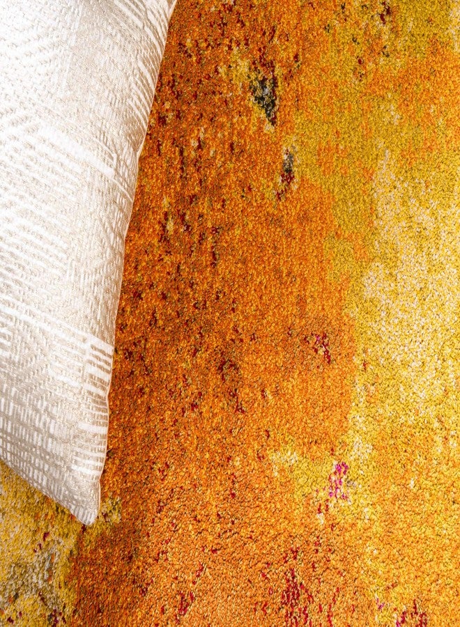 يونيك لوم سجادة أرضية من مجموعة إستريلا من يونيك لوم، بألوان زاهية، بتصميم تجريدي وعصري، وبمظهر عتيق، مقاس 2 قدم و2 بوصة × 6 أقدام و7 بوصات، باللونين الأصفر والبيج. - Image 5