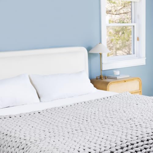 Bearaby Weighted Hugger Blanket 20 lbs Queen Size (60"x80") – Moonstone Grey Blanket Recycled Polyester – Eco-Friendly, Heavy Throw for Adults – Soft, Breathable, Sustainable Comfort - Image 5