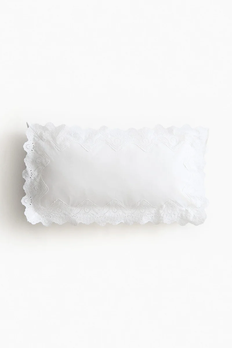 H&M Lace-trimmed pillowcase