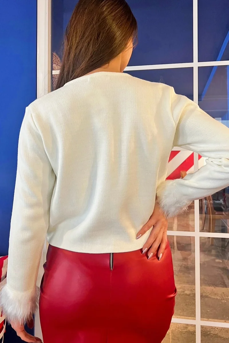 جولسلي Women's Front Buttoned Sleeve Fur Detailed Knitwear Cardigan