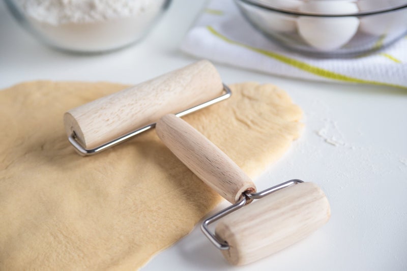 Fox Run 5516 Double Ended Pastry and Pizza Roller, Wood - Image 4