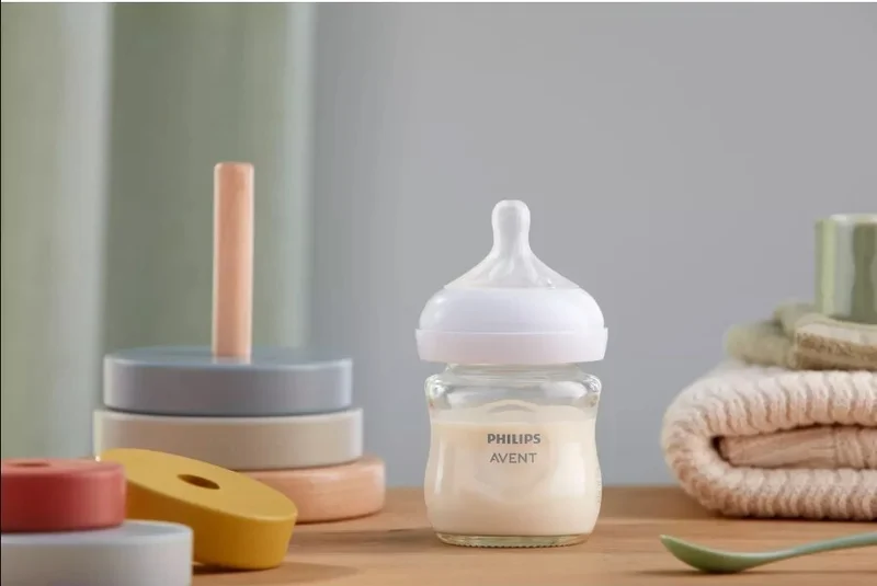 Philips Avent Natural Response Glass Baby Bottle 0 Month+120ml SCY930/01