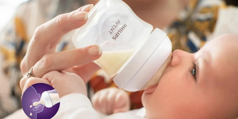 Philips Avent Natural Response Glass Baby Bottle 0 Month+120ml SCY930/01