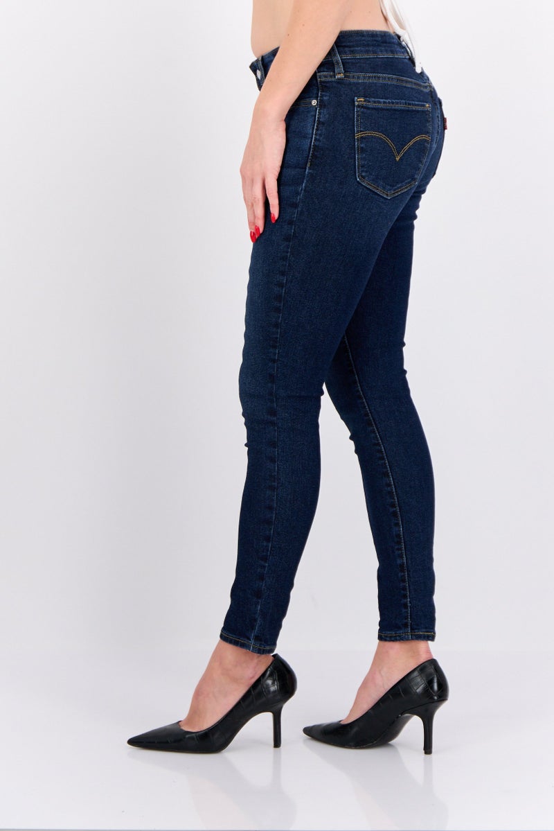 Levi's جينز ضيق للنساء، غسلة داكنة، قابل للتمدد، أزرق - Image 2