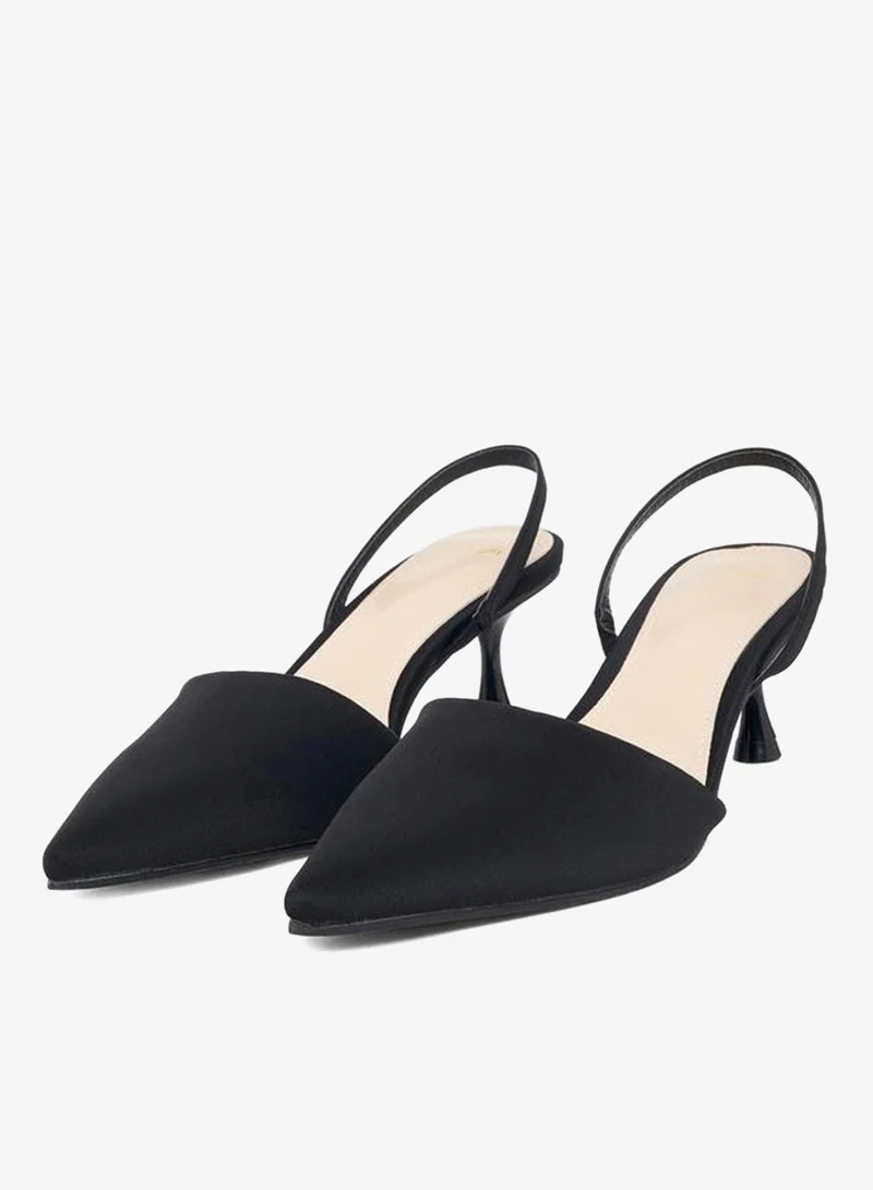 ستايلي حذاء بكعب رفيع مدبب برباط للكاحل